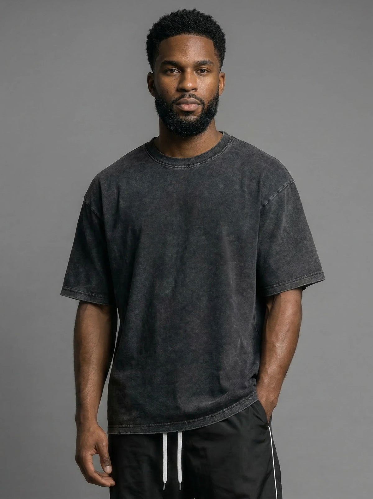 Men's vintage oversized heavyweight cotton t-shirt - Black front view